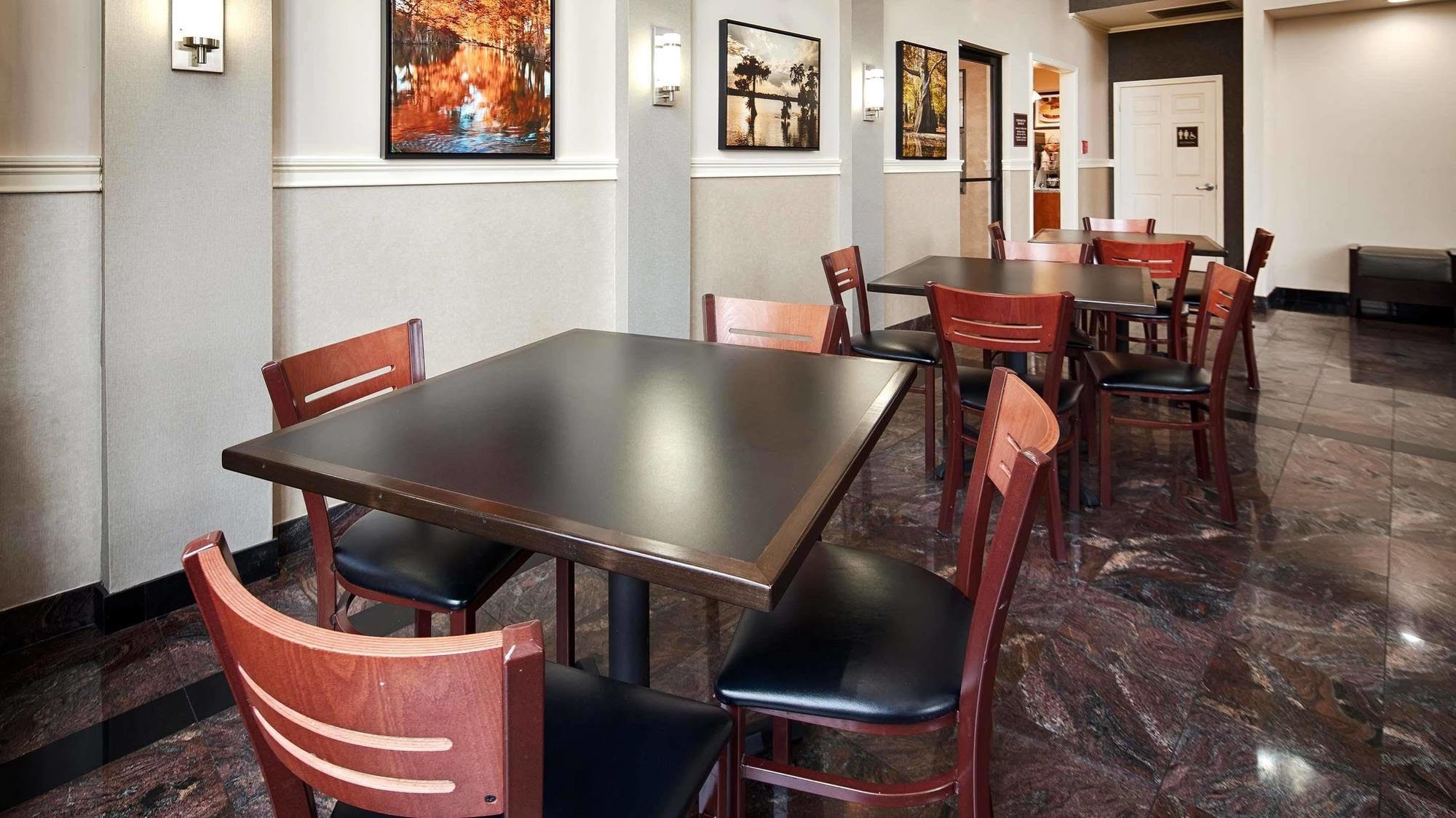 Best Western Airport Inn Monroe Eksteriør billede